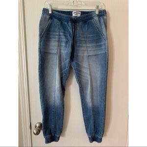 Denizen with Levi Jogger style Jeans